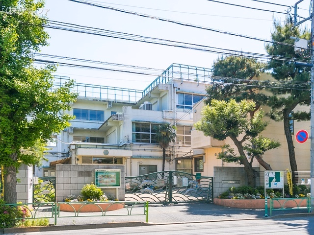 世田谷区立等々力小学校