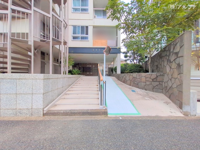 中古マンション 深沢コーポラス 外観