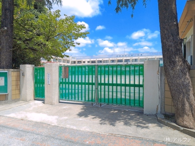 世田谷区立旭小学校
