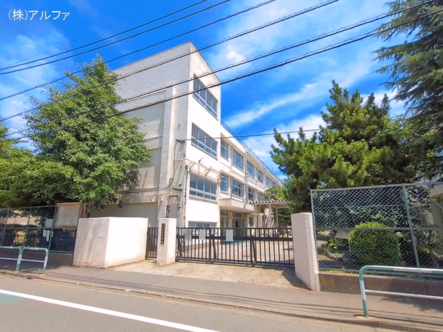 世田谷区立尾山台中学校