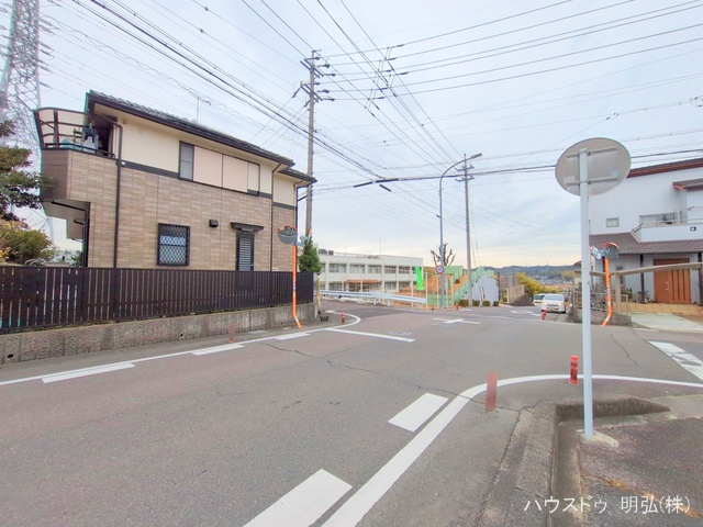 愛知県小牧市古雅４丁目の中古戸建て完成写真 2025年1月26日撮影