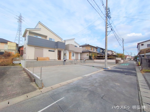 愛知県小牧市大字本庄の新築戸建て外構写真 2025年11月26日撮影