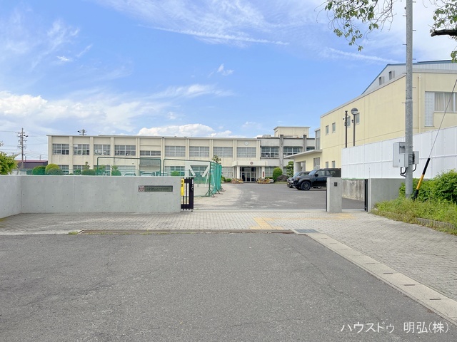 江南市立北部中学校　距離1600m