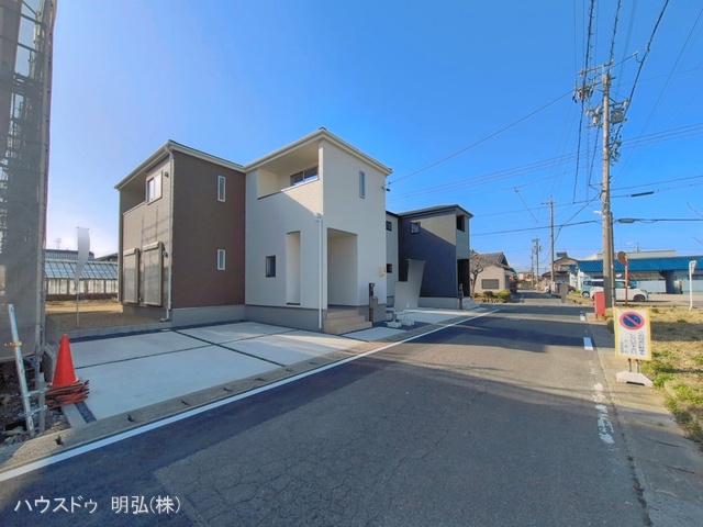 愛知県岩倉市八剱町郷の新築戸建て完成写真 2026年3月26日撮影