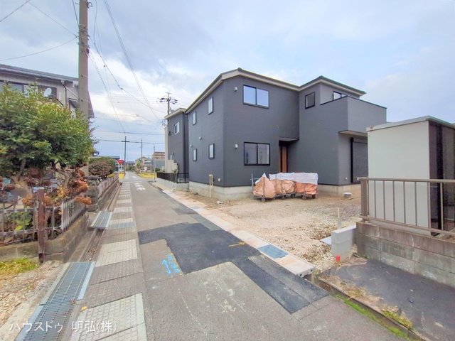 愛知県北名古屋市久地野北浦の新築戸建て外構写真 2025年12月7日撮影