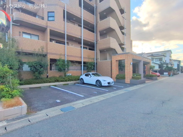 愛知県北名古屋市熊之庄古井のマンション『ビューパレス師勝』外観写真 2025年12月14日撮影