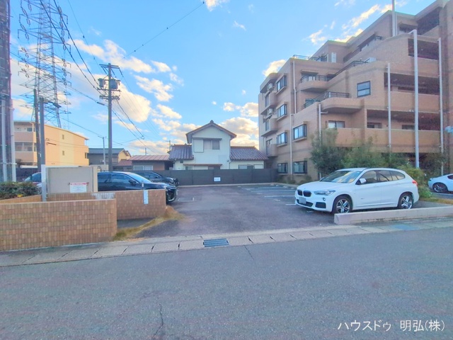 愛知県北名古屋市熊之庄古井のマンション『ビューパレス師勝』外観写真 2025年12月14日撮影