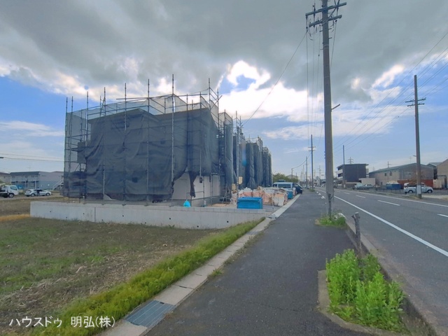 愛知県北名古屋市鍜治ケ一色西一丁目の新築戸建てシート写真 2026年4月19日撮影