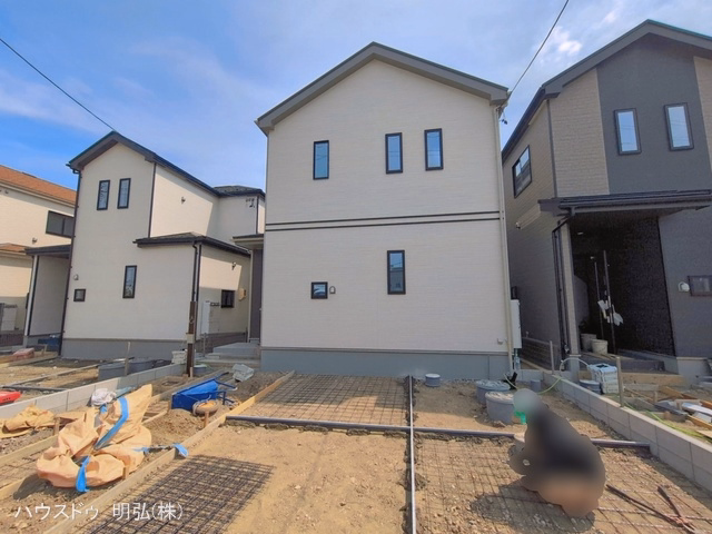 愛知県北名古屋市鍜治ケ一色西一丁目の新築戸建て外構写真 2026年5月25日撮影