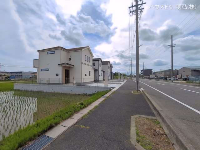 愛知県北名古屋市鍜治ケ一色西一丁目の新築戸建て完成写真 2026年6月17日撮影