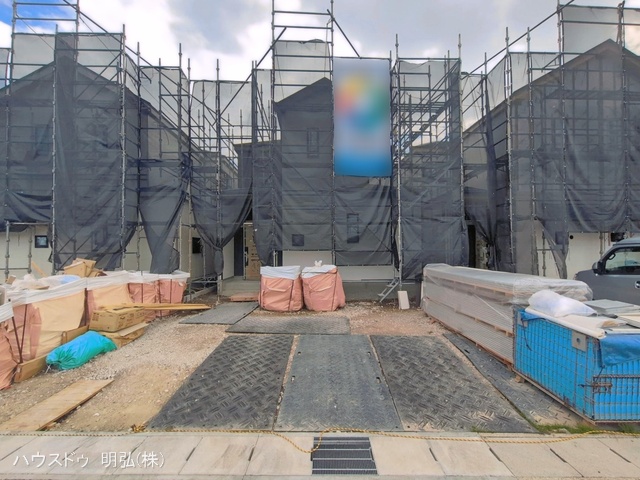 愛知県北名古屋市鍜治ケ一色西一丁目の新築戸建てシート写真 2026年4月19日撮影