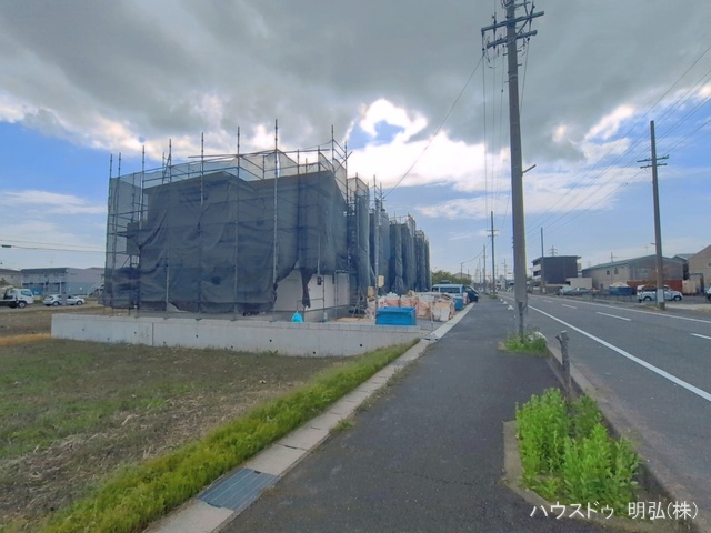 愛知県北名古屋市鍜治ケ一色西一丁目の新築戸建てシート写真 2026年4月19日撮影
