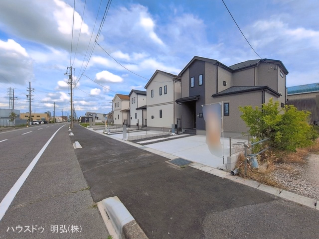 愛知県北名古屋市鍜治ケ一色西一丁目の新築戸建て完成写真 2026年6月17日撮影