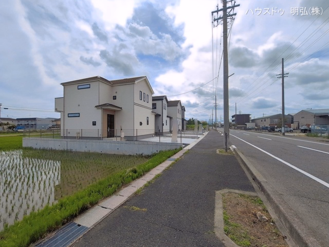 愛知県北名古屋市鍜治ケ一色西一丁目の新築戸建て完成写真 2026年6月17日撮影