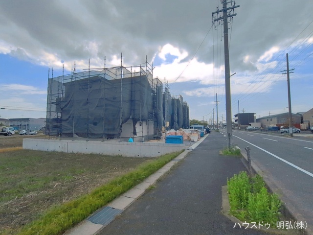 愛知県北名古屋市鍜治ケ一色西一丁目の新築戸建てシート写真 2026年4月19日撮影