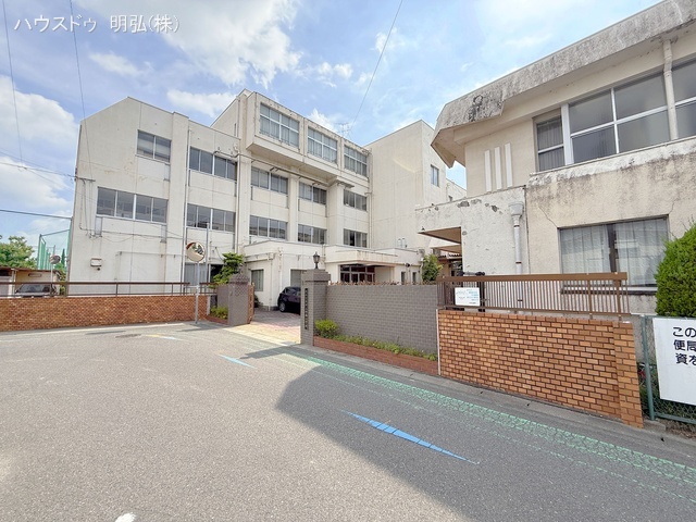 北名古屋市立西春小学校　距離300m