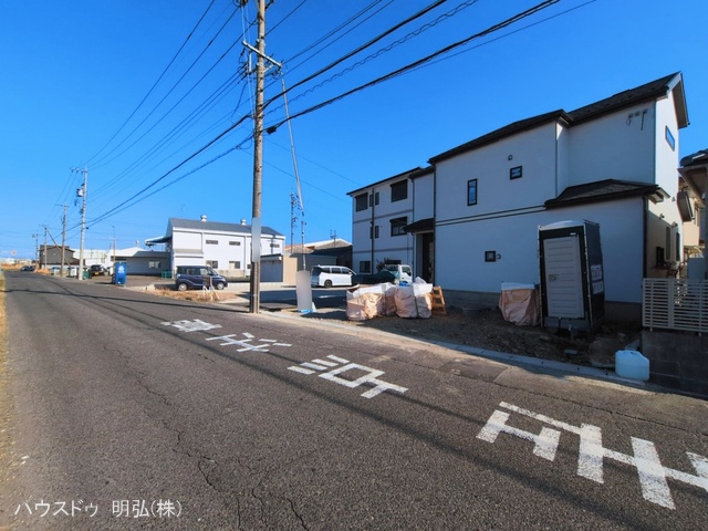 愛知県北名古屋市熊之庄牛流の新築戸建て外構写真 2026年3月9日撮影