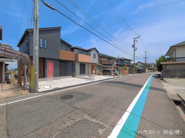 愛知県小牧市藤島1丁目の新築戸建て完成写真 2026年5月12日撮影