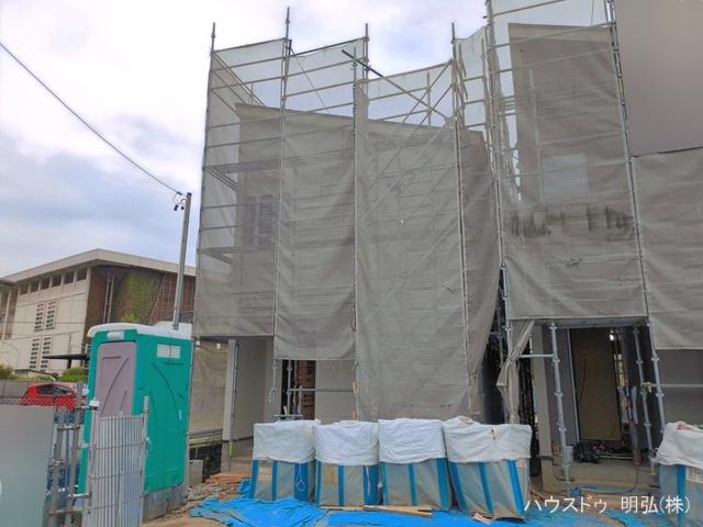 愛知県小牧市小牧２丁目の新築戸建てシート写真 2026年4月21日撮影