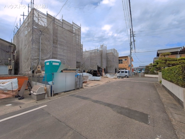 愛知県小牧市中央3丁目の新築戸建てシート写真 2026年5月19日撮影