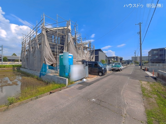 愛知県北名古屋市鍜治ケ一色村内西の新築戸建てシート写真 2026年6月28日撮影