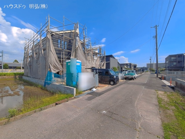 愛知県北名古屋市鍜治ケ一色村内西の新築戸建てシート写真 2026年6月28日撮影