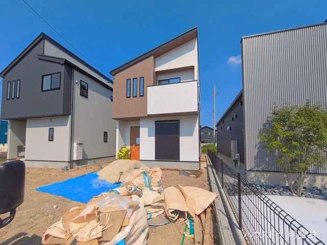 新築戸建て 北名古屋市第1鍜治ヶ一色 2号棟 外構