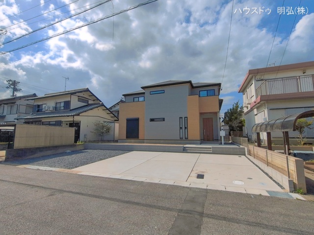 愛知県小牧市古雅4丁目の新築戸建て完成写真 2026年4月19日撮影
