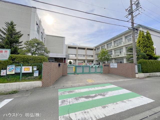 北名古屋市立師勝北小学校 距離720m