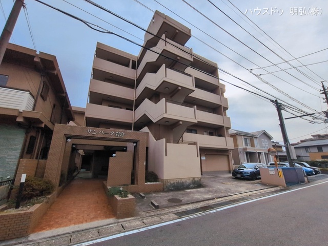 愛知県岩倉市西市町西市前のマンション『サンパーク岩倉』外観写真 2026年3月1日撮影