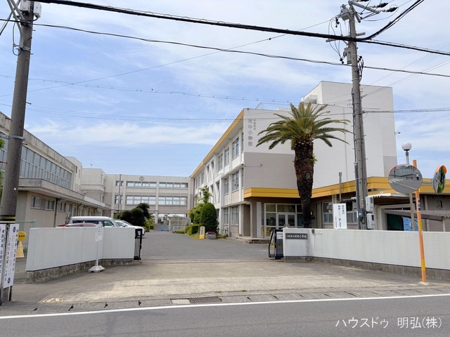小牧市立村中小学校 距離1500m