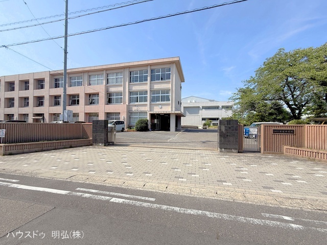 江南市立布袋中学校　距離450m
