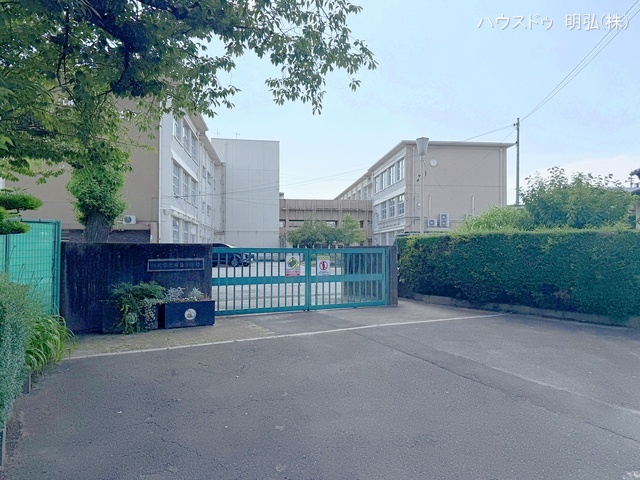 江南市立布袋小学校　距離880m