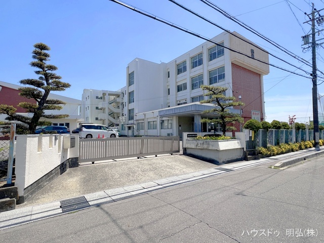 北名古屋市立師勝東小学校　距離350m
