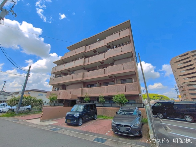 愛知県小牧市堀の内４丁目のマンション『シャトー小牧山』外観写真 2026年4月19日撮影