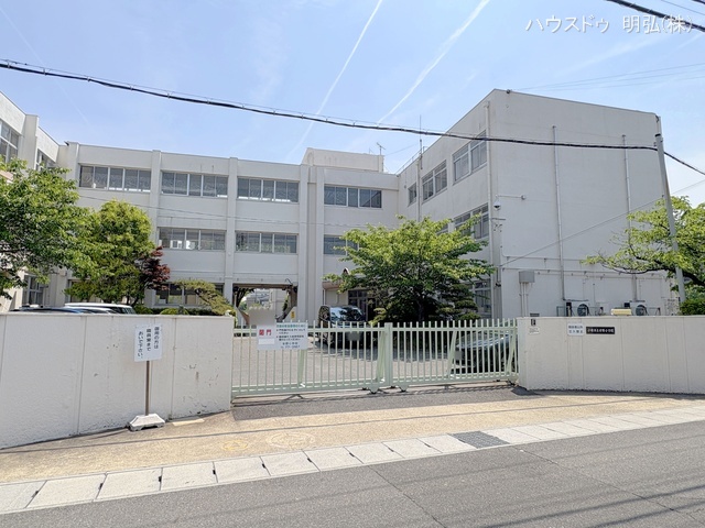 小牧市立米野小学校　距離1100m