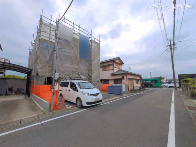愛知県小牧市下小針中島3丁目の新築戸建て上棟写真 2026年5月27日撮影