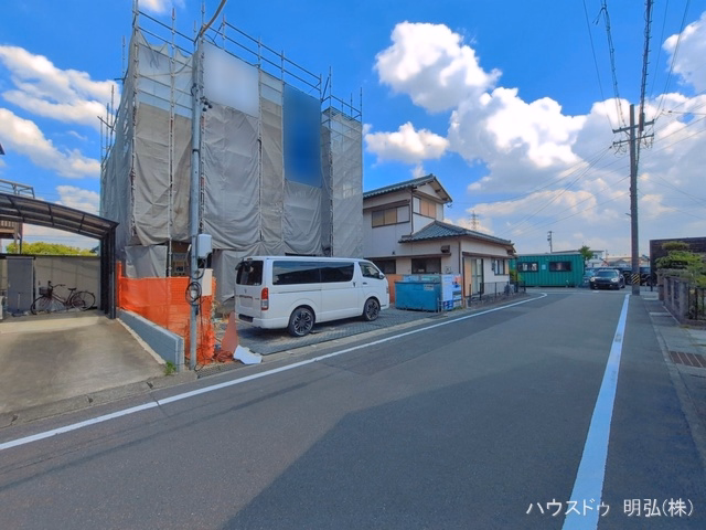 愛知県小牧市下小針中島3丁目の新築戸建てシート写真 2026年6月11日撮影