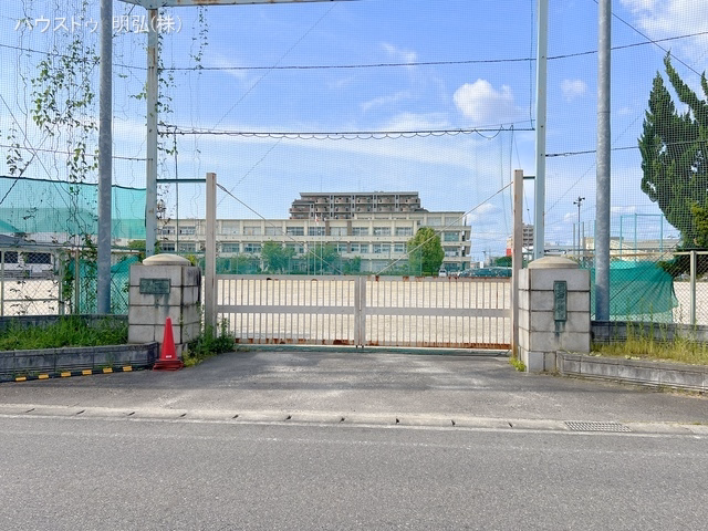 岩倉市立岩倉中学校