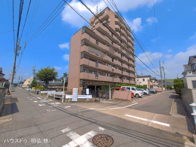 愛知県小牧市大字間々原新田のマンション『宝マンション小牧』外観写真 2026年6月29日撮影