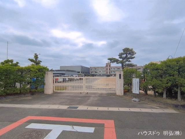岩倉市立岩倉北小学校