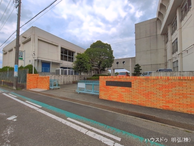 岩倉市立曽野小学校