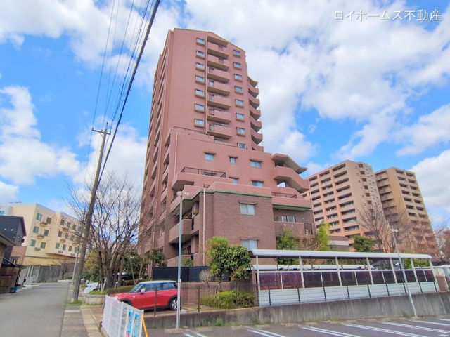 愛知県名古屋市千種区汁谷町のマンション『グランドメゾン茶屋ヶ坂』外観写真 2025年4月2日撮影