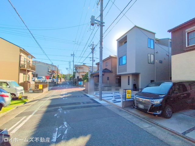 愛知県名古屋市南区若草町の新築戸建て完成写真 2025年10月27日撮影