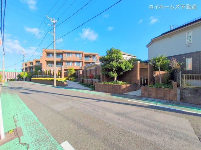 愛知県名古屋市緑区鳴海町字乙子山のマンション『セルシオシティ鳴海』外観写真 2025年10月26日撮影