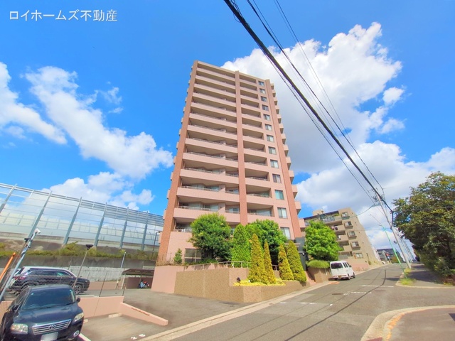 愛知県名古屋市天白区梅が丘５丁目のマンション『ロイヤルアーク植田イースト』外観写真 2025年8月31日撮影