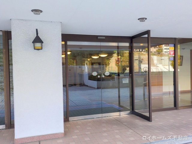 愛知県名古屋市名東区にじが丘１丁目のマンション『虹ヶ丘マンション本館』外観写真 2025年11月16日撮影