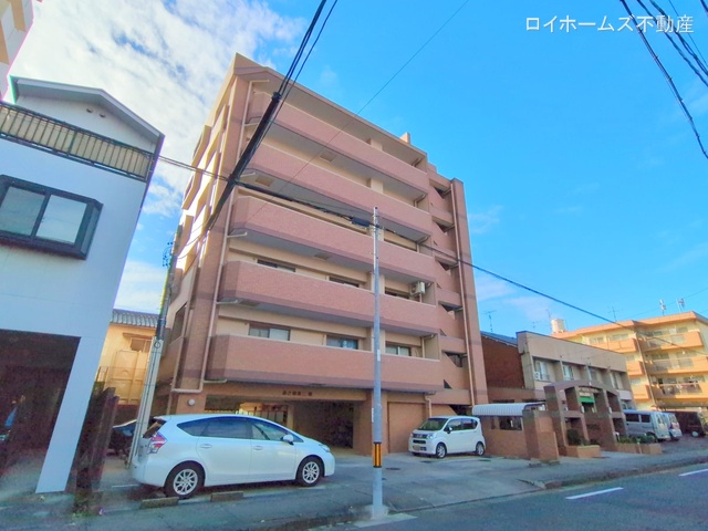 愛知県名古屋市緑区六田１丁目のマンション『サンハウス鳴海』外観写真 2025年11月18日撮影