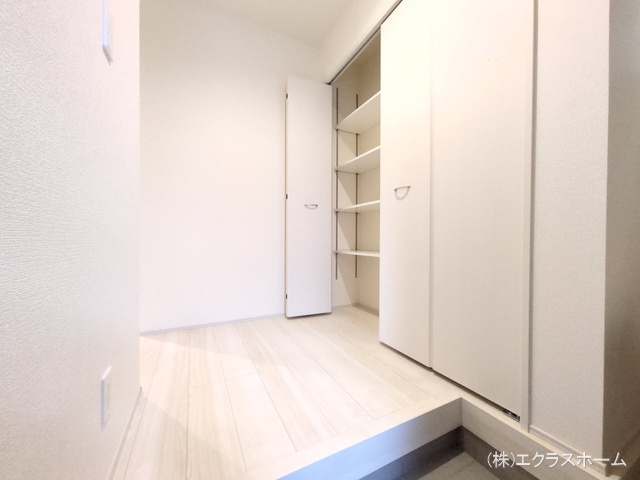 埼玉県春日部市備後東7丁目の新築戸建て玄関写真 2025年9月18日撮影
