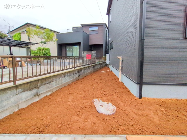 埼玉県春日部市下蛭田の新築戸建て外構写真 2025年10月15日撮影